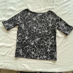 Black and White Floral Boat-Neck Top with Cuffed Elbow Sleeves